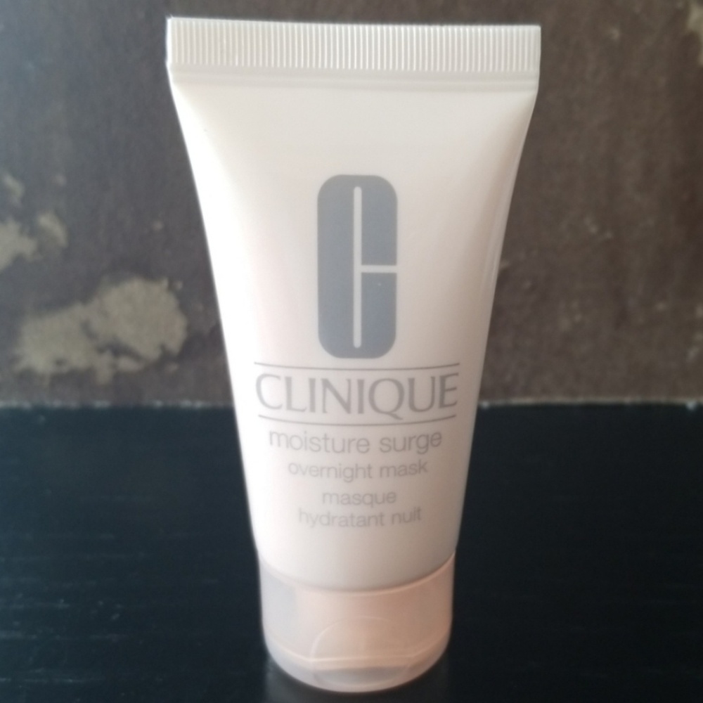 Clinique Moisture Surge Overnight Mask